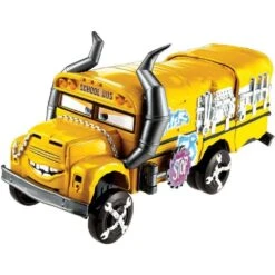 Disney Pixar Cars 3 Mega Crash Miss Fritter FCT04