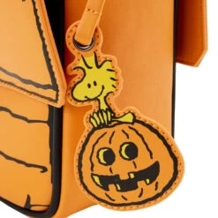 Loungefly Peanuts Great Pumpkin Snoopy Doghouse Crossbody -Toy Haven PNTB0009 LFPEANUTSGREATPUMPKINSN 6